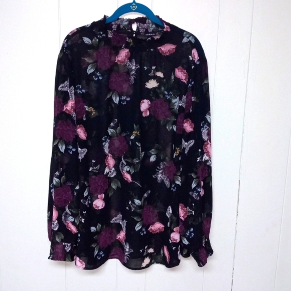 torrid Tops - 𝅺TORRID 3 womens Floral and Skull chiffon smocked mock neck blouse black